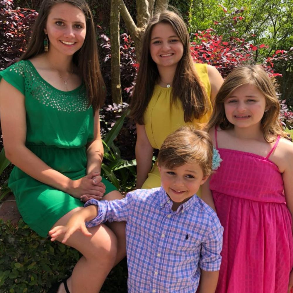 Meet your Posher, Julie